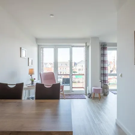 Hafenkante * Husum (Schleswig-Holstein)